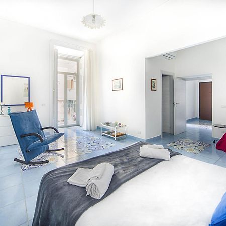 Gocce Villas - Il Limoncello Historical Center Of Наполи Екстериор снимка
